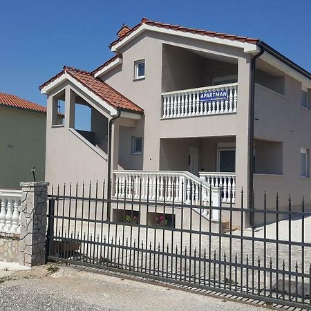 Apartment Rose Pula Exterior photo